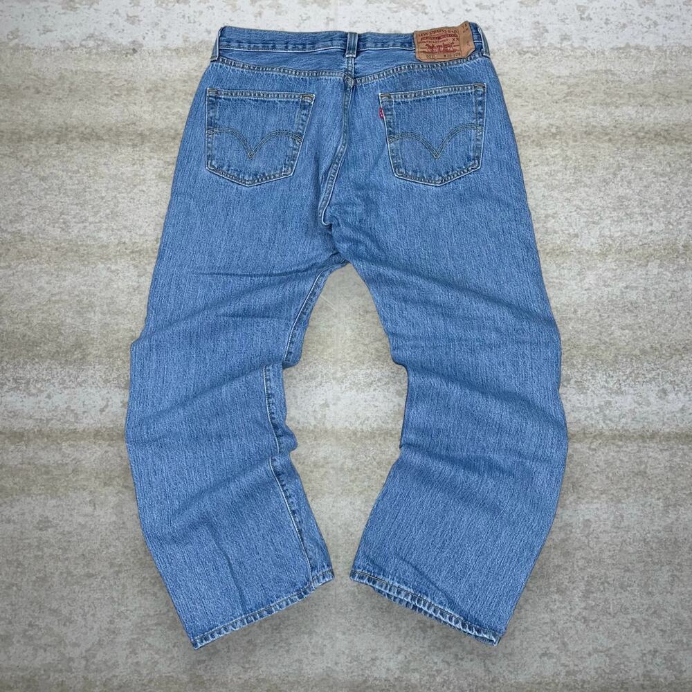 Vintage Y2K Levis Jeans 501 36x29 Regular Straight Fit Medium Wash Denim Button